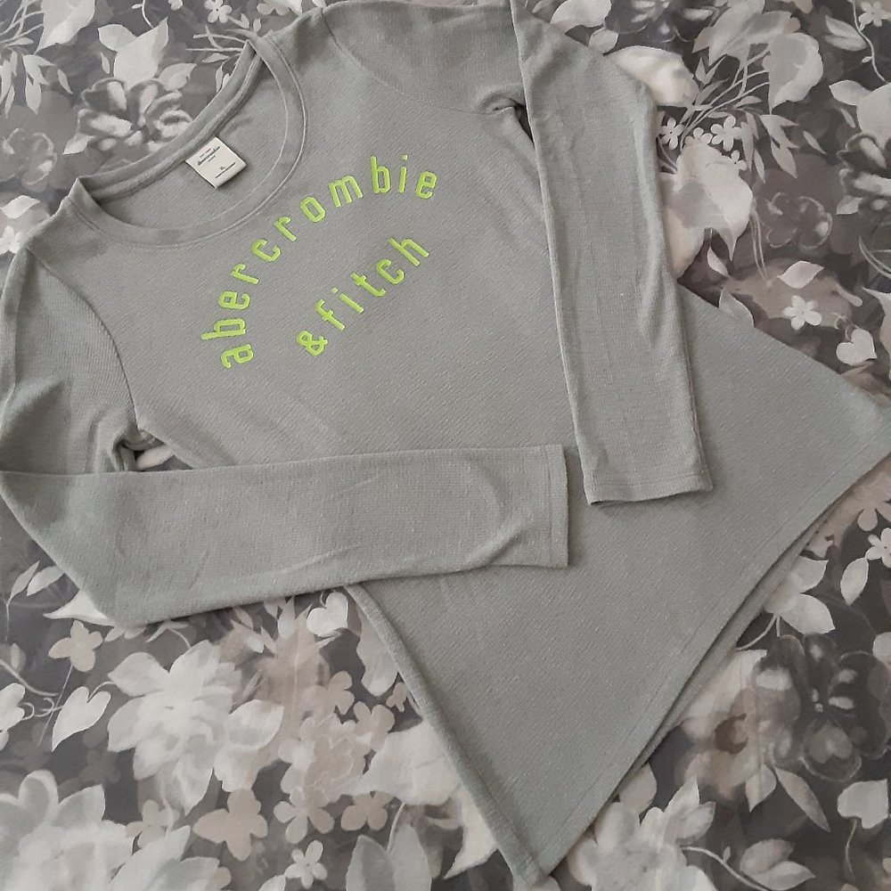 Abercrombie kids - grey with lime green logo - kids XL
